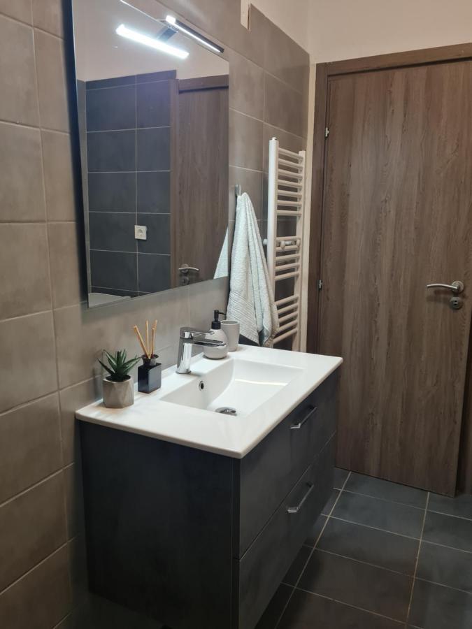 Trikala Easy Living B3 Kai B4 Apartment Bagian luar foto